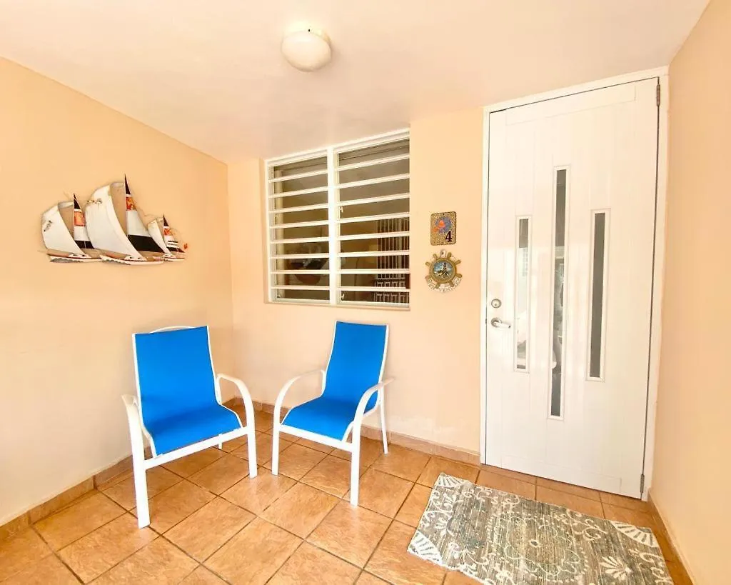 Tropical Breeze 2 Bed 2 Bath Apartment Dorado